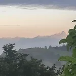 Cascina Binello A & B Tatil Evi *