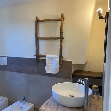 Cascina Binello A & B * Belvedere Langhe