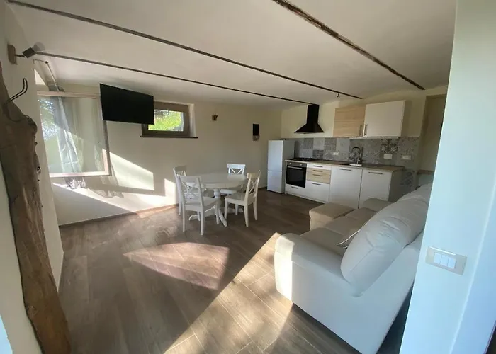 Cascina Binello A & B Ferienhaus *