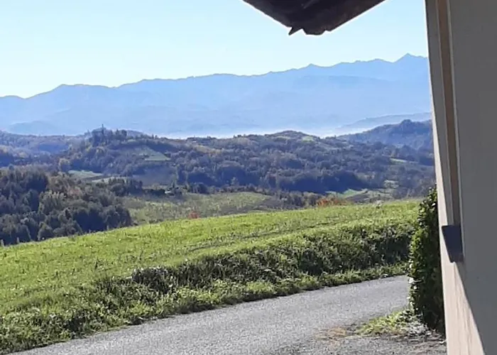 Cascina Binello A & B Ferienhaus